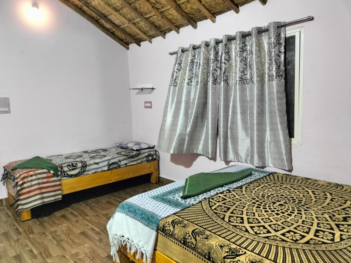 Prajwal Home Stay Hampi Eksteriør bilde
