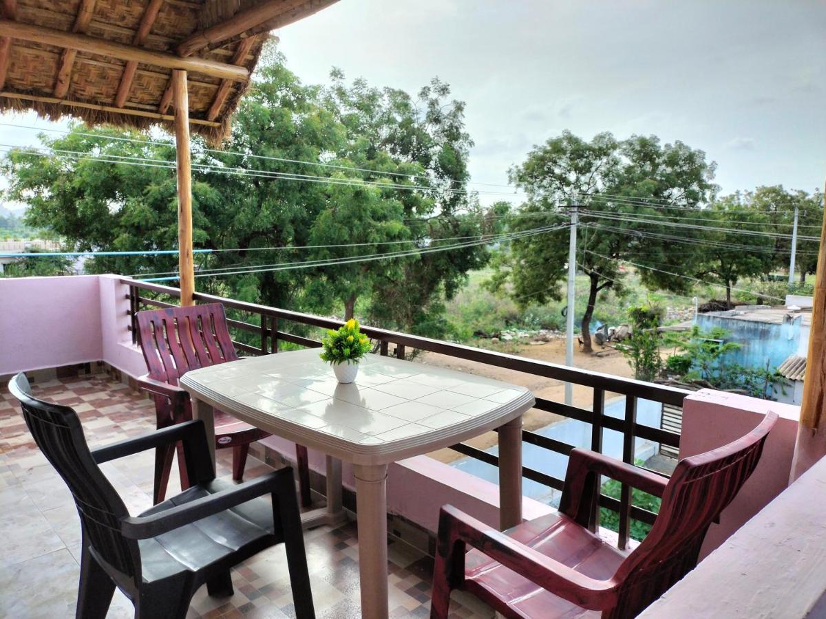 Prajwal Home Stay Hampi Eksteriør bilde