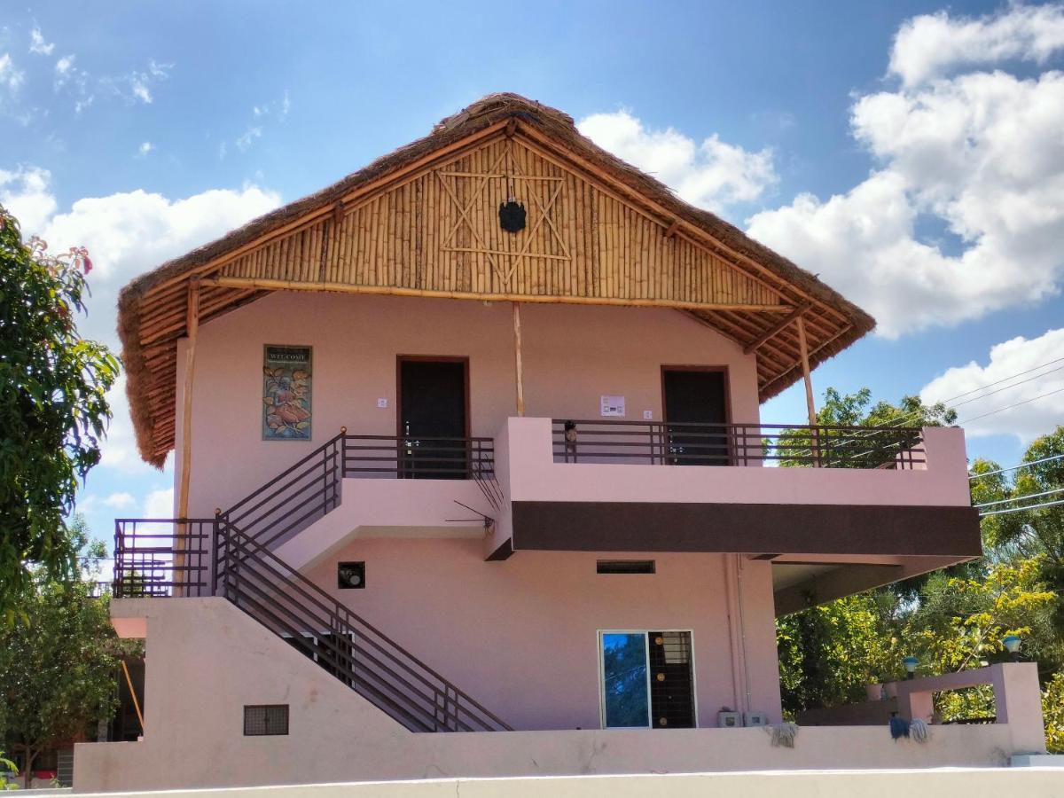 Prajwal Home Stay Hampi Eksteriør bilde
