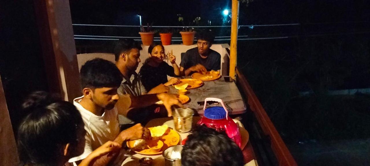 Prajwal Home Stay Hampi Eksteriør bilde