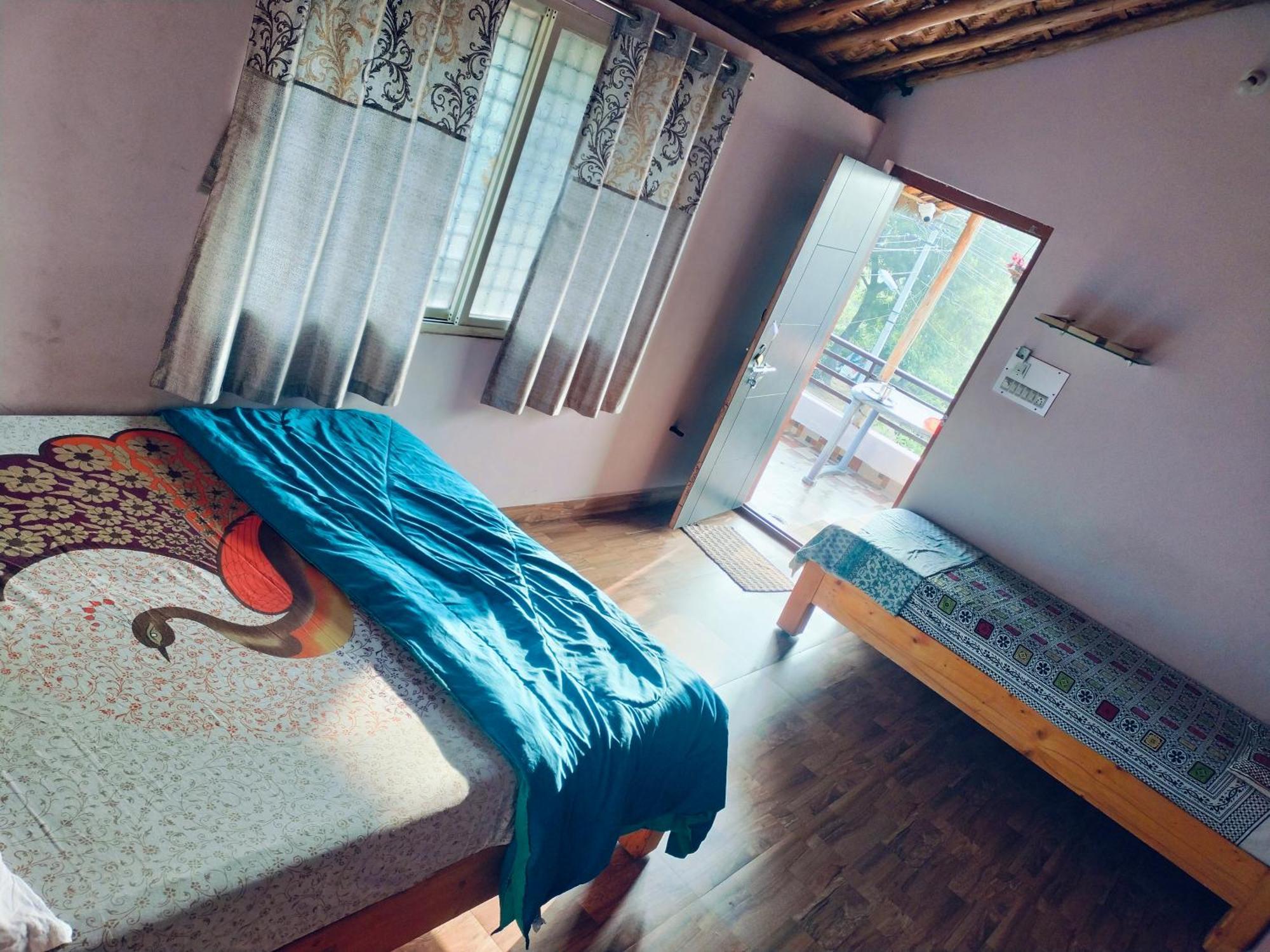Prajwal Home Stay Hampi Eksteriør bilde